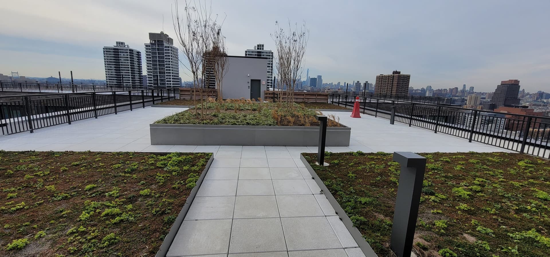 201E125 Image 2