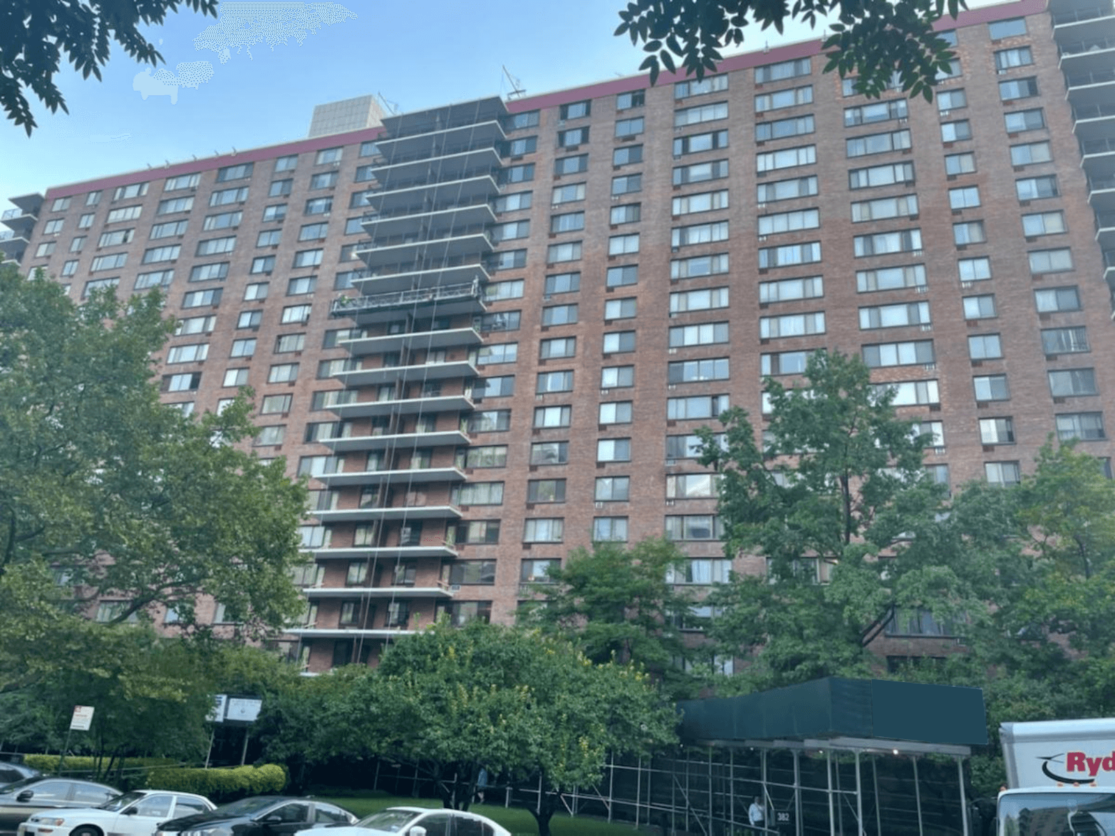 382 Central Park West