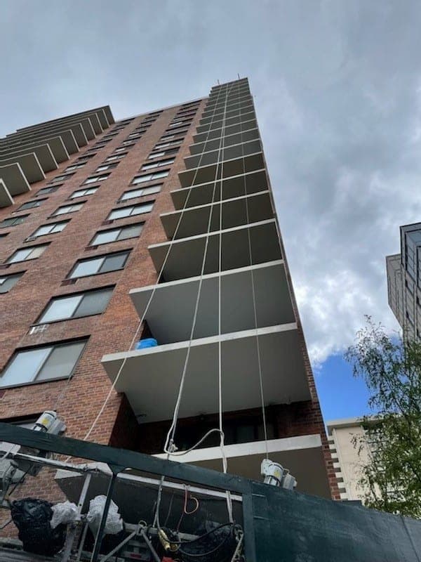 382CPW Image 1